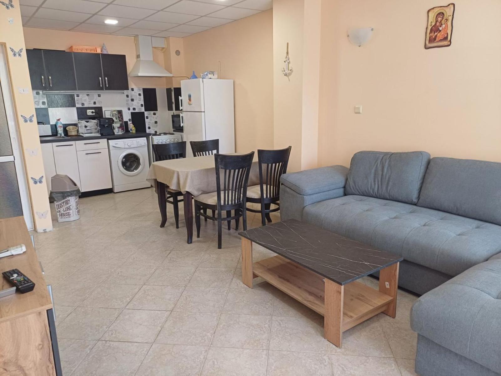Renta Bg Apartments In Carevo Kültér fotó
