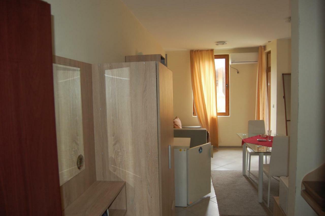 Renta Bg Apartments In Carevo Kültér fotó